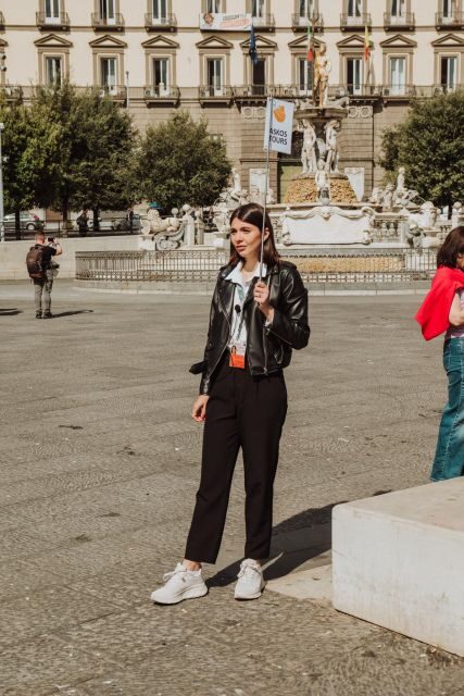 Naples: Royal Palace and Spanish Quarters Small Group Tour - Castel Nuovo: Medieval Majesty