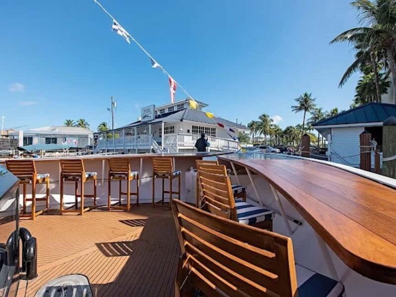 Naples: Sightseeing and Dining Cruises - FAQ