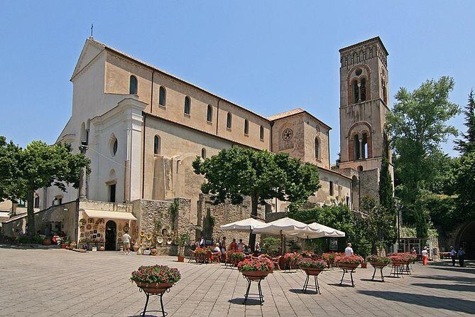 Naples to Ravello transfer via 2 hours in Pompeii (or vice versa) - FAQ