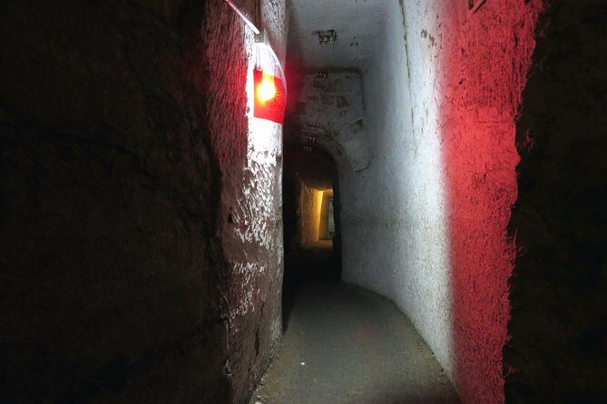 Naples Underground Spanish Quarters with Guide - Who Should Book This Tour?