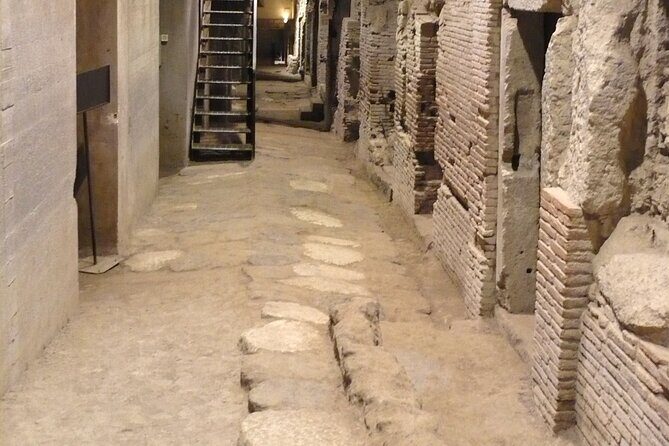 Naples walking tour + Neapolis buried - An In-Depth Look: What to Expect from the Naples Walking Tour + Neapolis Buried