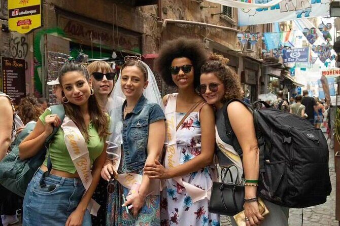 Napoli Pub Crawl in the Old Town - The Sum Up