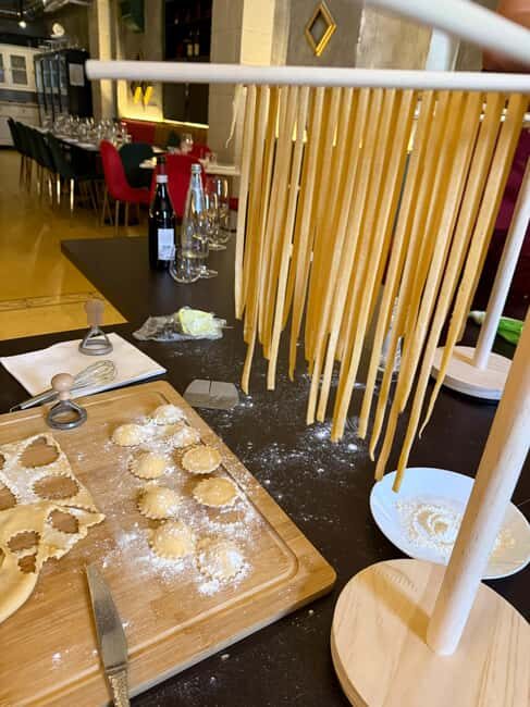 Napolitan Secrets: Pasta & Tiramisù Class for Food Lovers - An In-Depth Look at the Experience