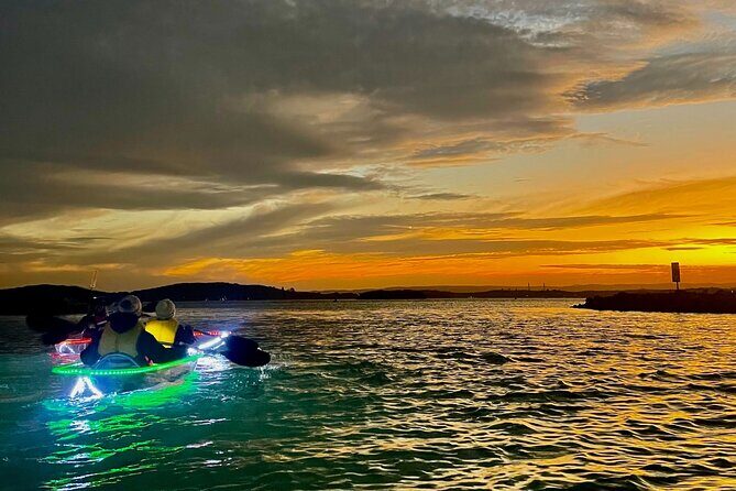 Naru Beach Night Kayak Tour - Practical Tips for Participants
