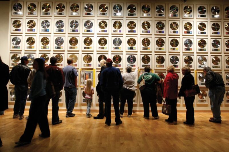 Nashville: Country Music Hall of Fame and Museum - A Closer Look at the Museum Experience