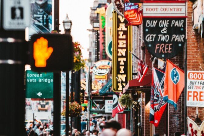 Nashville Downtown Insta Mural Shared Walking Tour - Who Should Consider This Tour?