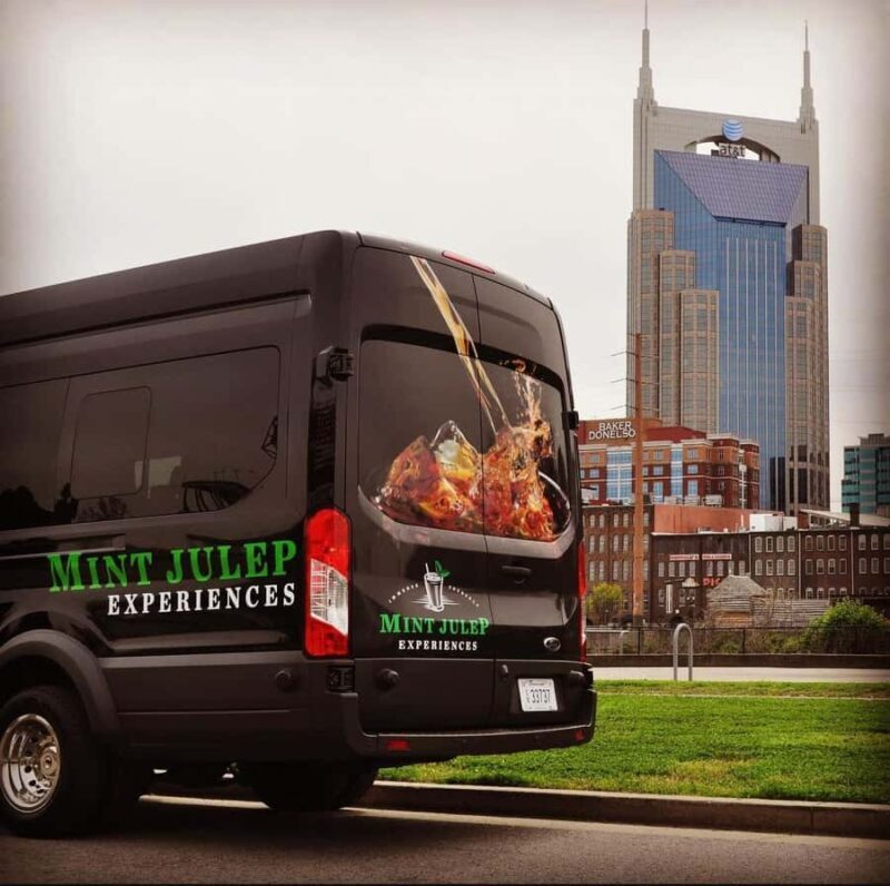 Nashville: Hot Chicken and Whiskey Tasting Tour - Key Points