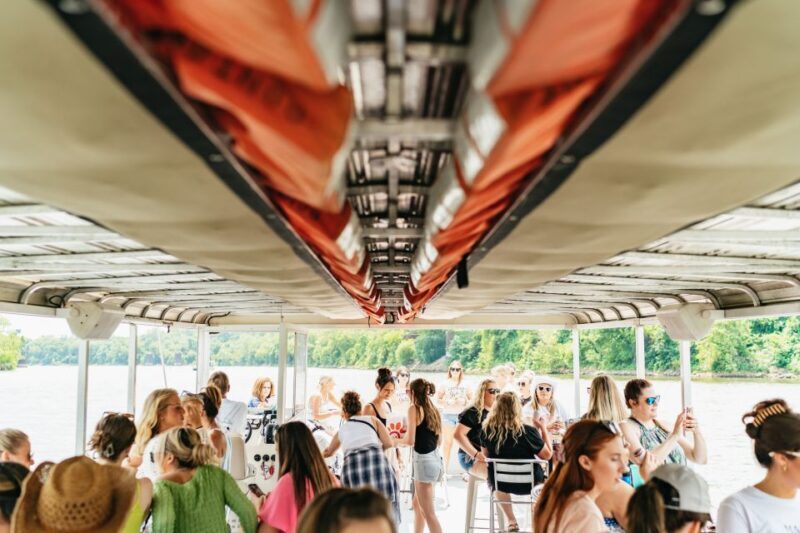 Nashville: Pontoon Party Cruise with a Captain - Who Is This Tour Best For?