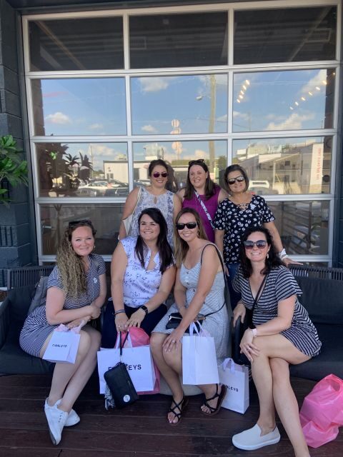 Nashville: Sip n' Shop Guided Walking Tour - Drinks, Food, and Atmosphere