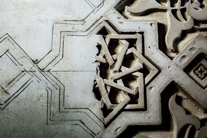 Nasrid Crafts: Only plasterwork workshop in the Alhambra - The Experience from the Reviews