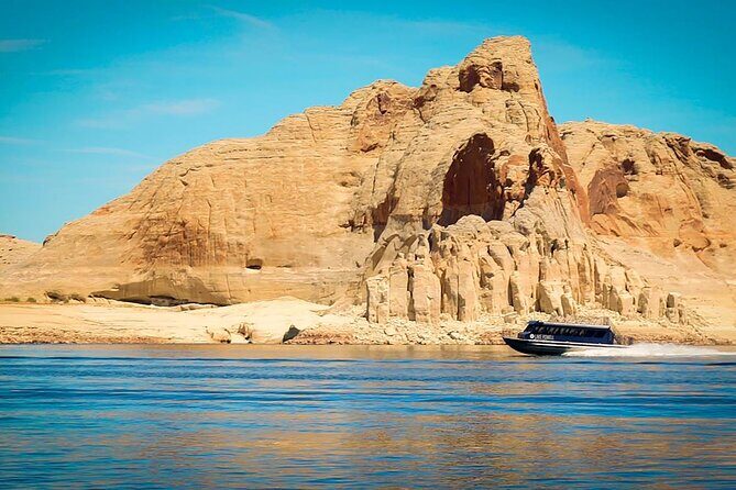 Navajo Canyon Boat Tour - A Closer Look at the Navajo Canyon Boat Tour