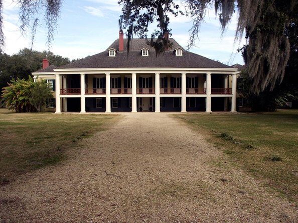Nawlins Luxury: Destrehan Plantation & Swamp Boat Tour with Transportation - Exploring the Louisiana Landscape: Destrehan Plantation & Swamp Boat Tour with Transportation