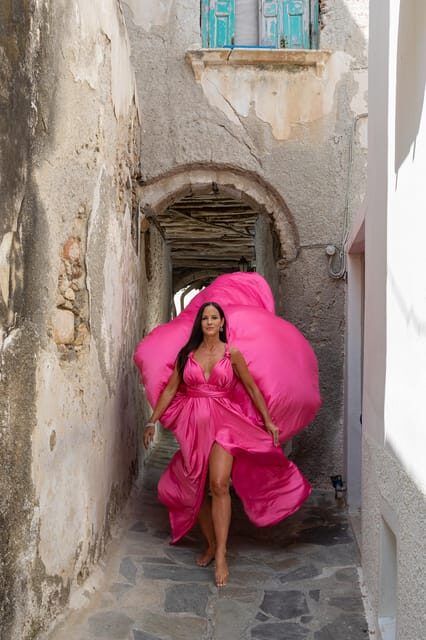 Naxos Flying Dress Photo Shooting - Why This Experience Works