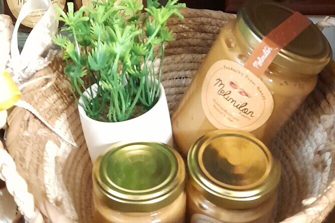 Naxos Old Town Private Food Tour with Dinner and Pickup - Who Will Love This Tour?