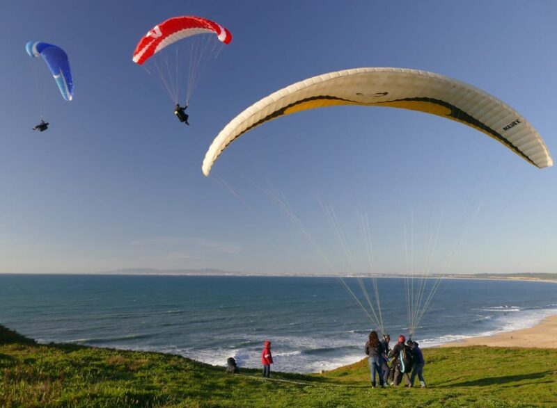 Nazare: Paragliding tandem flight - What Makes This Paragliding Experience Stand Out?