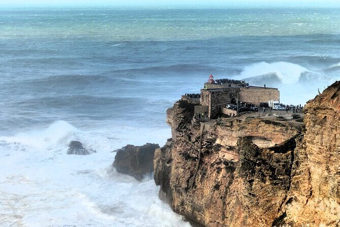 Nazaré (World's Biggest Waves) Half Day Private Tour from Lisbon - FAQ