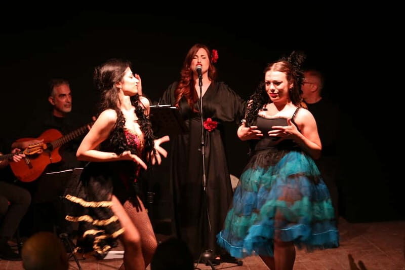 neapolitan show with traditional music, dance and tasting! - Who Should Consider This Tour?