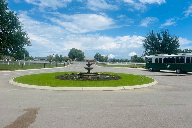 Nearest Green Whiskey and Wine Private Tour from Nashville - Exploring Tennessee’s Whiskey Heritage at Uncle Nearest Distillery