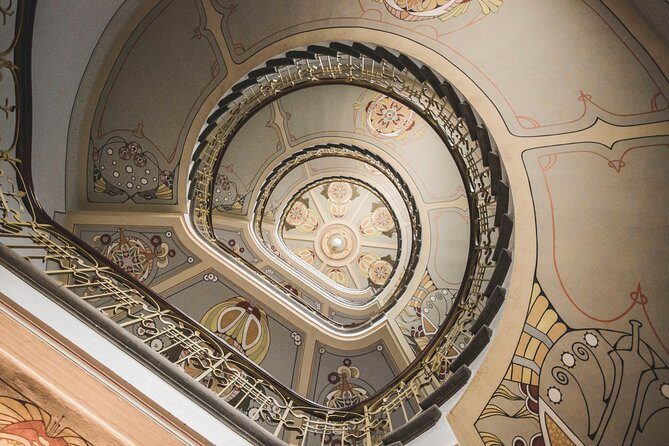 Neigbourhoods of Riga: Honest tour through most beautiful and most unusual areas - A Deep Dive into the Riga Neighborhoods Tour