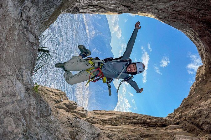 Nest of the Aguiluchos with 3 abseils and certified guides - The Sum Up