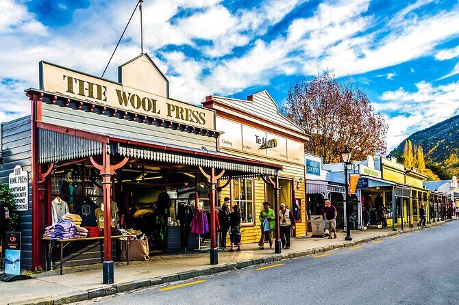 NEW: Ale Trail: Wharehuanui Adventure with Queenstown Shuttles - The Itinerary in Detail