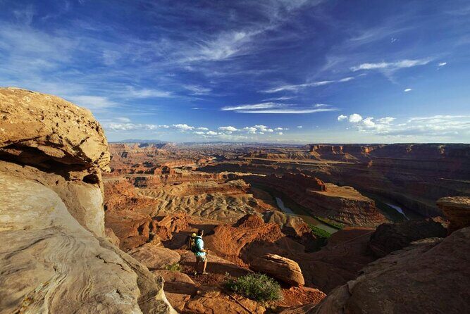 NEW! Canyonlands Needles Chesler Park Hiking Discovery Tour - The Experience: What You Can Expect from the Canyonlands Needles Chesler Park Hiking Discovery Tour