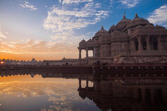 New Delhi: Akshardham temple with musical light and fountain Show - The Experience in Detail