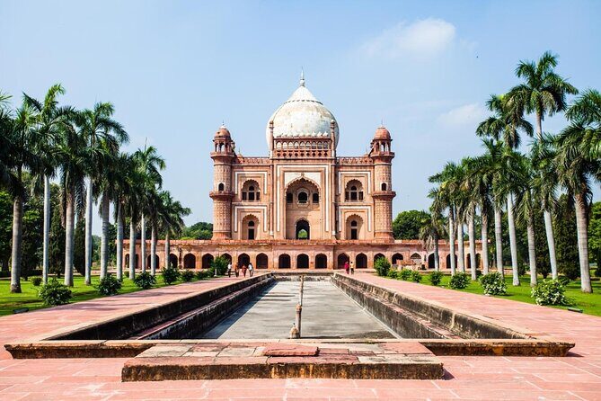 New Delhi: Mughal's architecture tour with transfers - Key Points