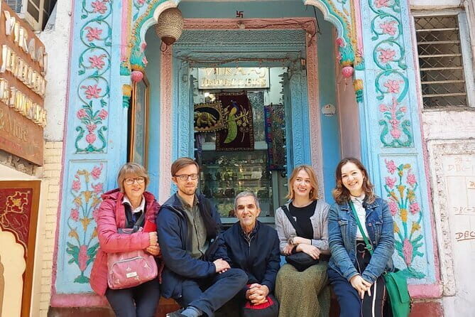 New Delhi Sightseeing and Slum Tour - A Detailed Look at What You Can Expect from the Tour