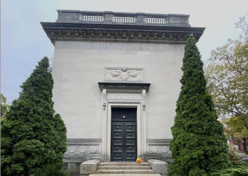 New Haven: Yale Secret Societies Walking Tour - FAQs