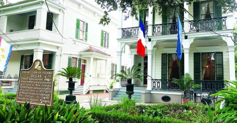 New Orleans: 2-Hour 15-Minute City and Cemetery Tour by Bus - Key Points