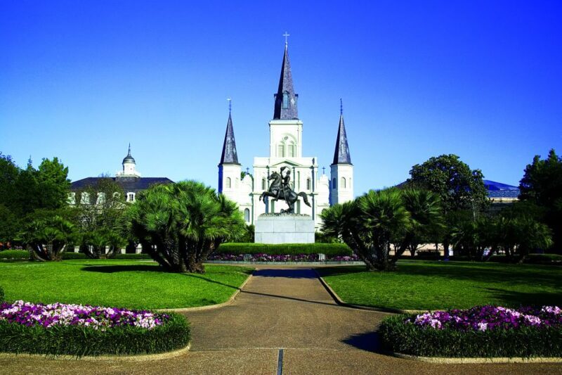 New Orleans: 2-Hour 15-Minute City and Cemetery Tour by Bus - FAQ