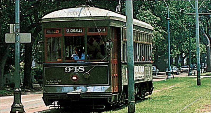 New Orleans: 2hr Homes of the Rich & Famous Garden District - Key Points