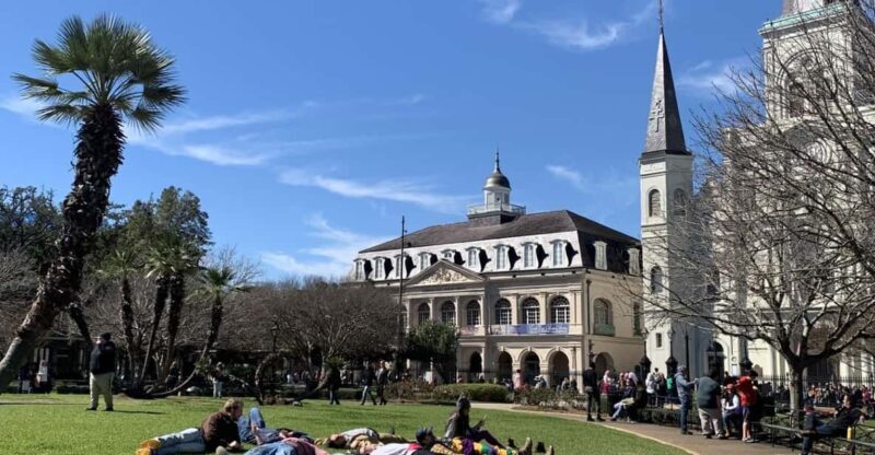 New Orleans: 45 Minutes in Jackson Square - FAQ