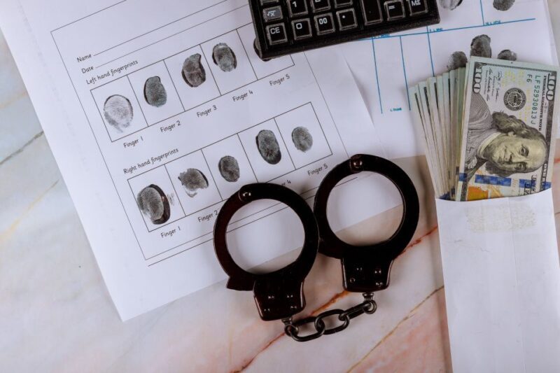 New Orleans: Adults Only True Crime Pub Crawl - Key Points