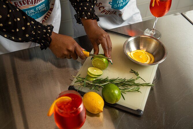 New Orleans Courtyard Cocktails: Happy Hour Mixology Class - An In-Depth Look at the Experience
