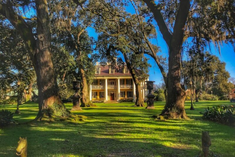 New Orleans: Destrehan Plantation, Houmas House & Lunch - Key Points