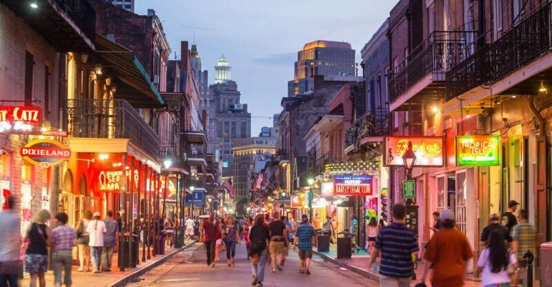 New Orleans: French Quarter Saints & Sinners History Tour - What to Expect on the Tour: A Step-by-Step Breakdown