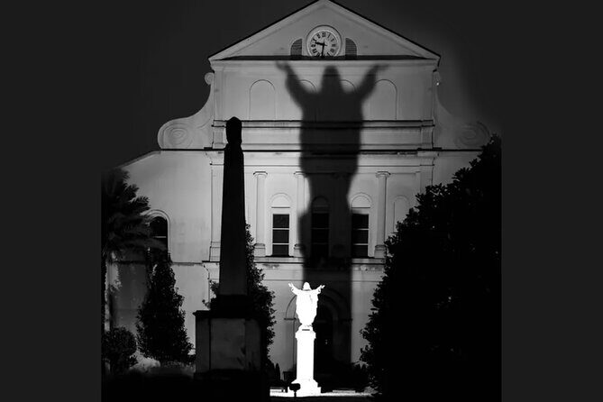 New Orleans Haunted French Quarter Tour - A Closer Look at the Haunted French Quarter Tour