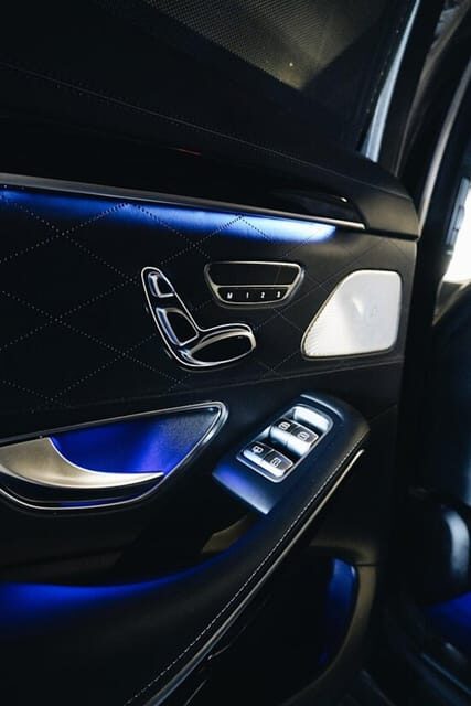 New Orleans: Luxury Limousine Transportation Service - FAQ