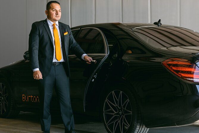 New Orleans Round Trip Chauffeur Driven Transport by Executive Sedan - FAQs