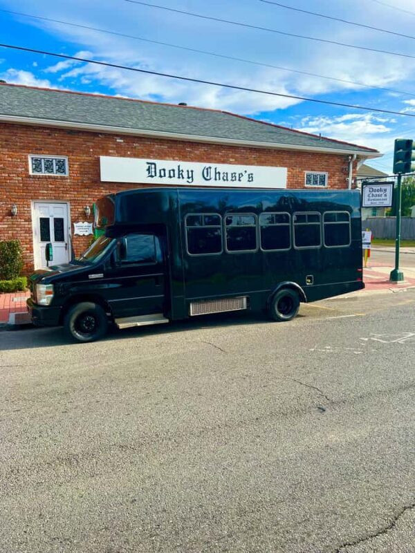 New Orleans: V.I.P Party Bus Experience Tour - The Role of the Guide: Making It Special