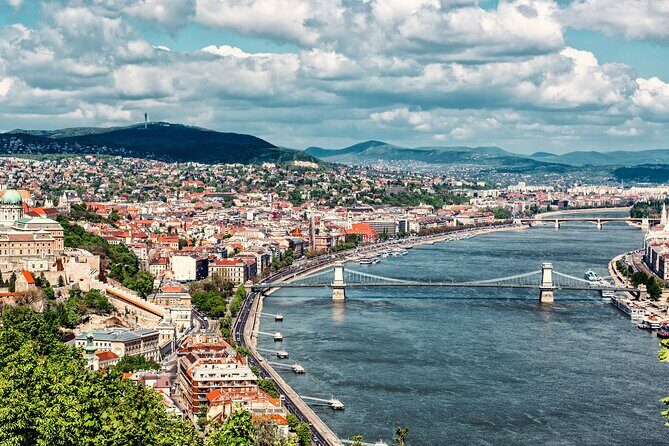 NEW! Private Customed Tour in Budapest for 4 hours by Car - Exploring Budapest in Comfort and Style