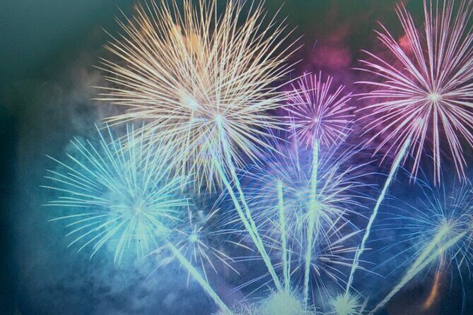 New Year's Eve on a Sailboat with Fireworks display in Lisbon - An In-Depth Look at the Experience