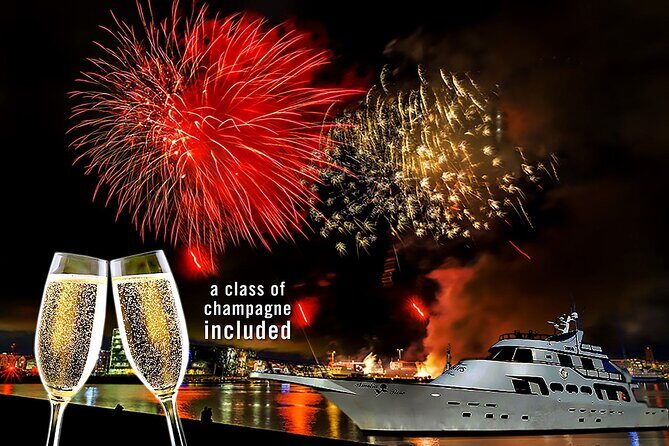 New Year's Eve Reykjavík Cruise - A Detailed Review of the New Years Eve Reykjavík Cruise Experience