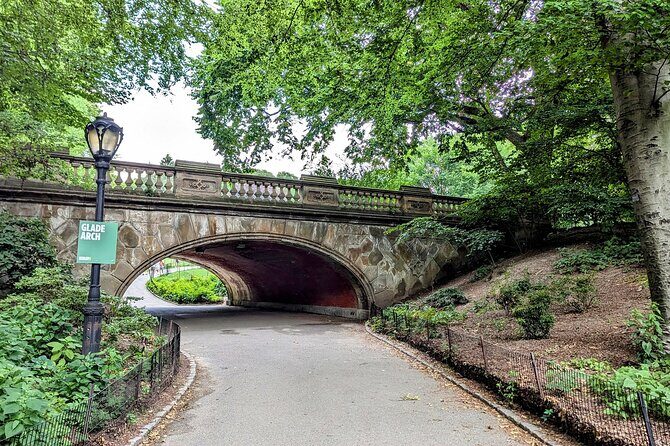 New York Central Park Scavenger Hunt Walking Tour and Game - Who Should Consider This Tour?