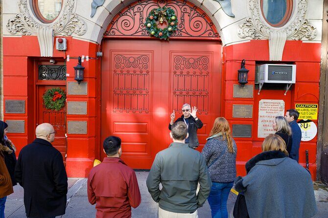 New York Christmas Cupcake Tour and Holiday Lights - A Thorough Look at the Tour