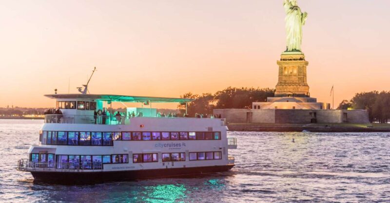 New York City: City Cruises Alive After Five Cocktail Cruise - An In-Depth Look at the Experience