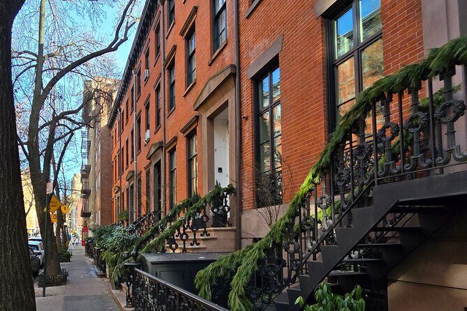 New York City Downtown Manhattan Private Walking Tour - Key Points