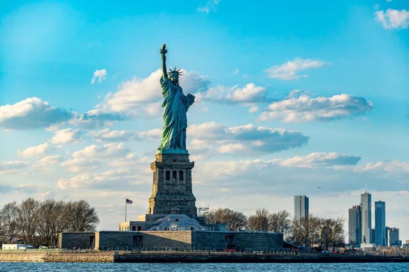 New York City: Fall Foliage Oktoberfest Cruise - FAQ